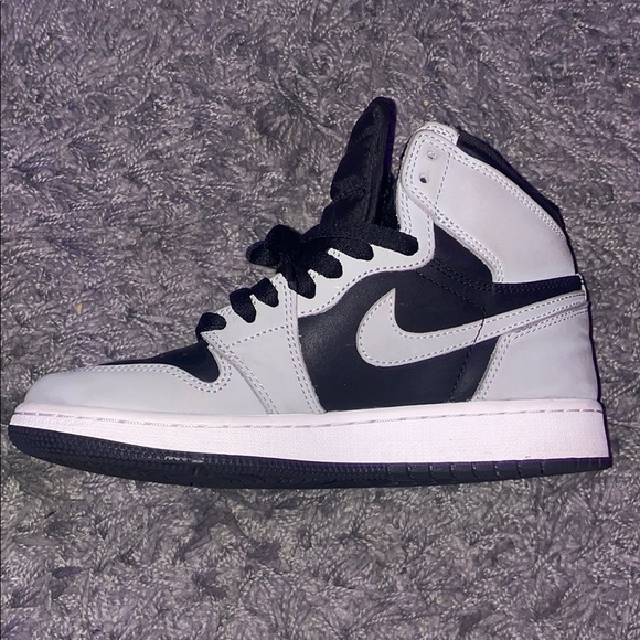 Nike (SHADOW) High-Top Sneakers - Black and White SIZE 5 (KIDS) - Picture 6 of 7